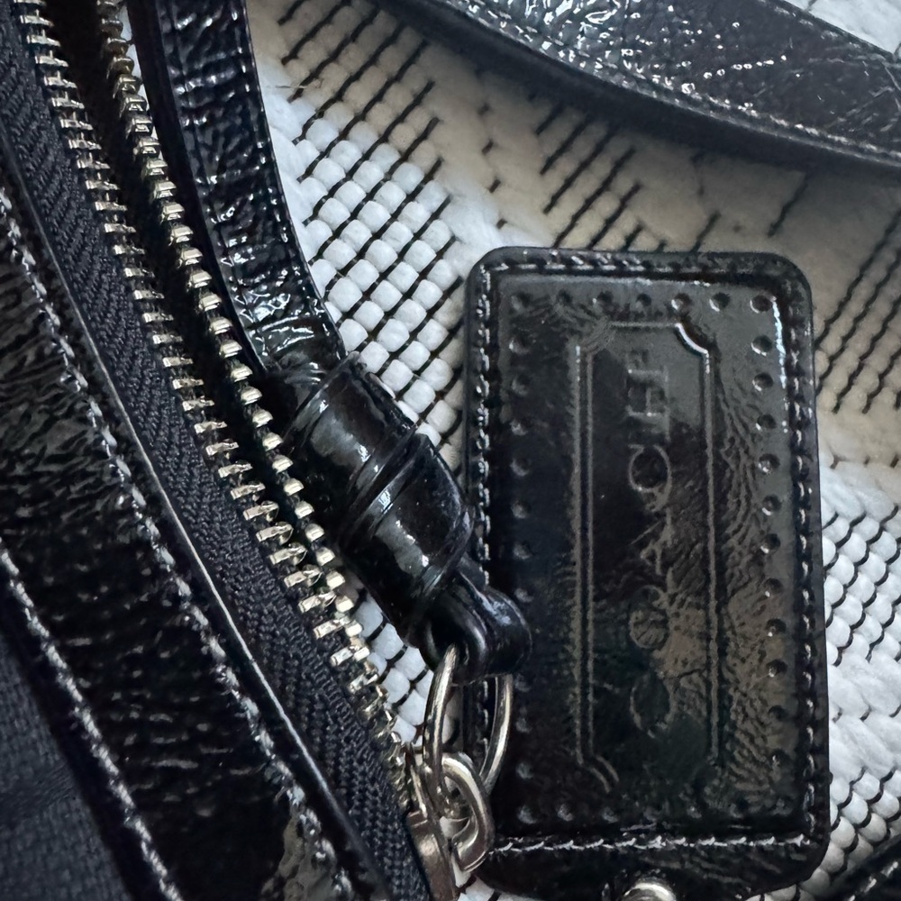 Coach Black Signature Canvas and Patent Leather Shoulder Bag​​ - Picture 6 of 8